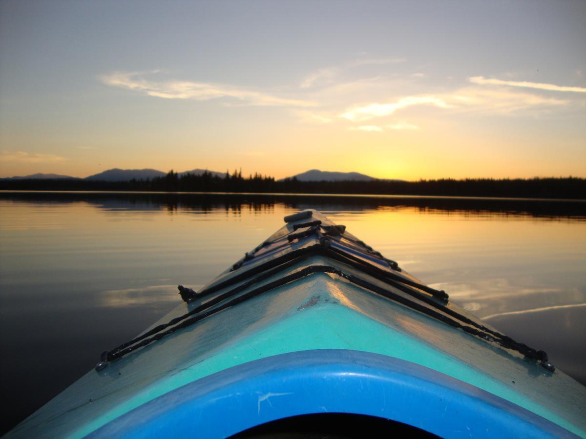 Retreat Wilderness Inn Nimpo Lake Εξωτερικό φωτογραφία